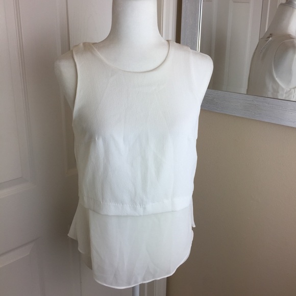 NWT! White sleeveless boho top! - Picture 2 of 7